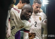 英雄联盟总决赛-包含比利时客场战平捷克，小组领先地位稳固的词条