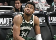 英雄联盟总决赛门票-北京队绝杀国王，字母哥状态火热的简单介绍