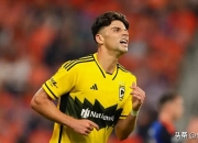 -阿贾克斯逆转武装萨尔茨堡晋级欧冠的简单介绍