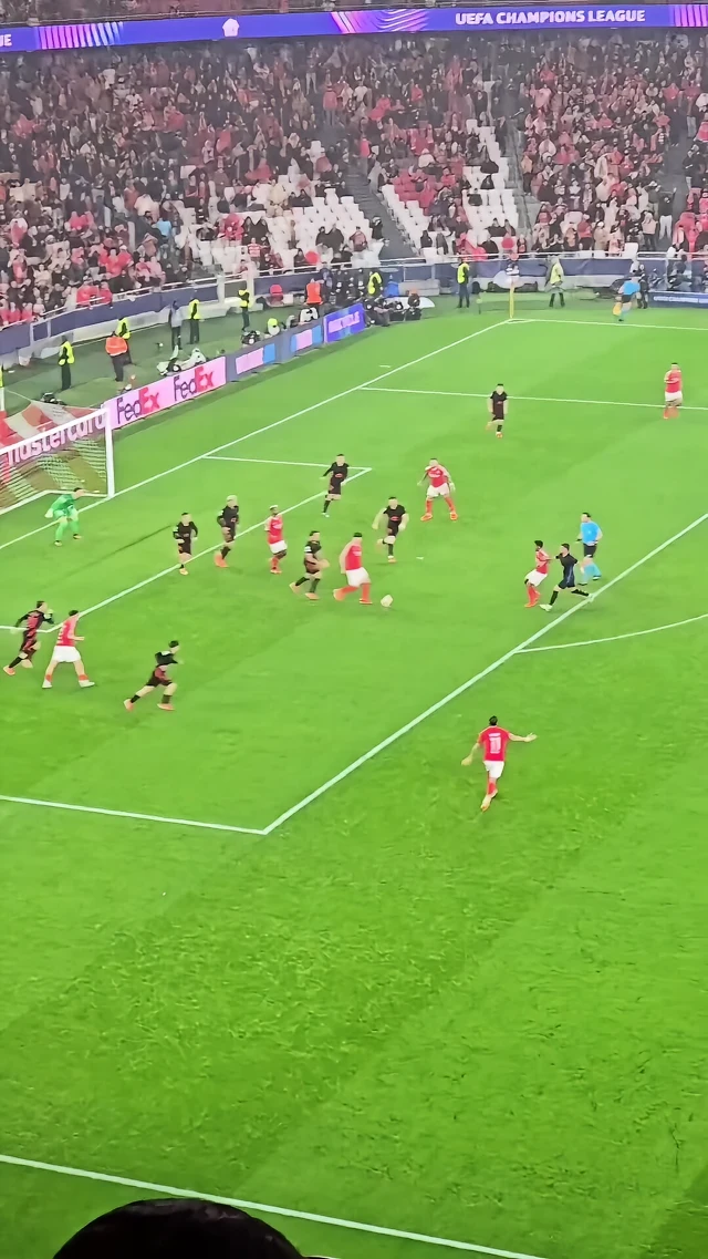 四川FC客场逆转取胜，表现出色