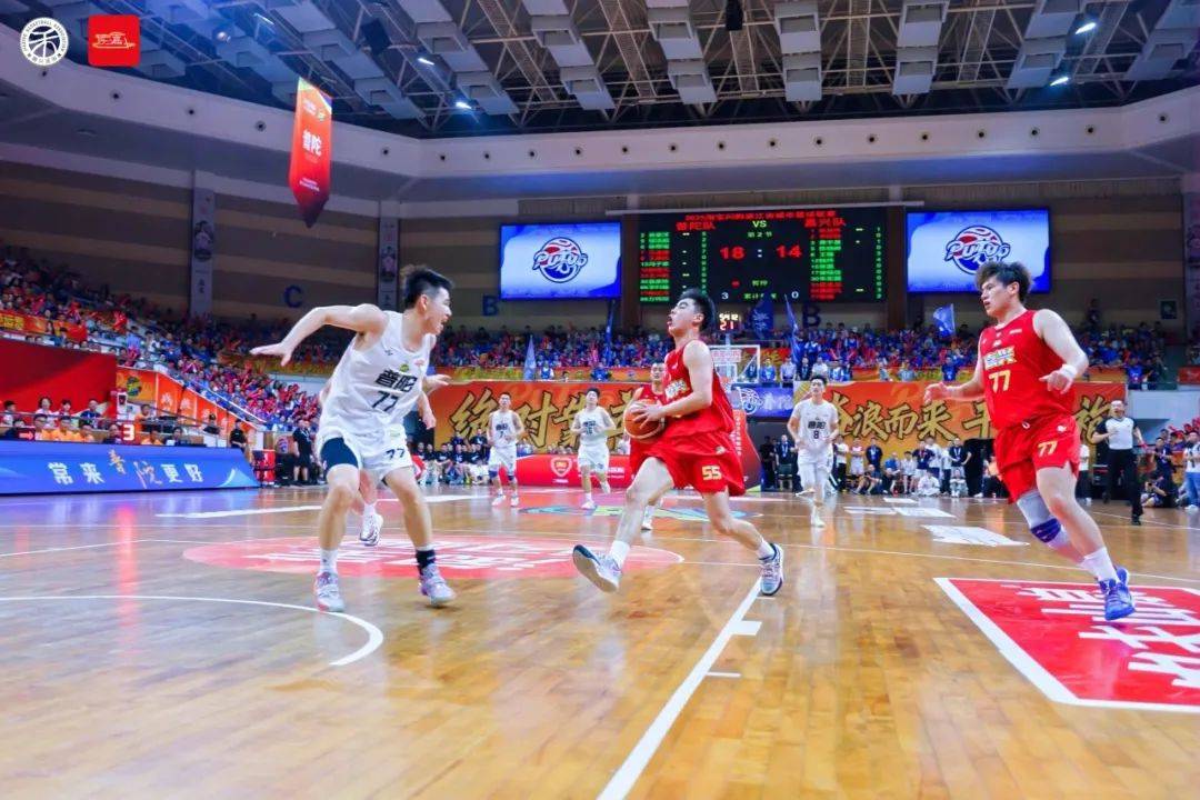 包含球员状态神勇,助力球队斩获三连胜的词条 包含球员状态神勇,助力球队斩获三连胜的词条