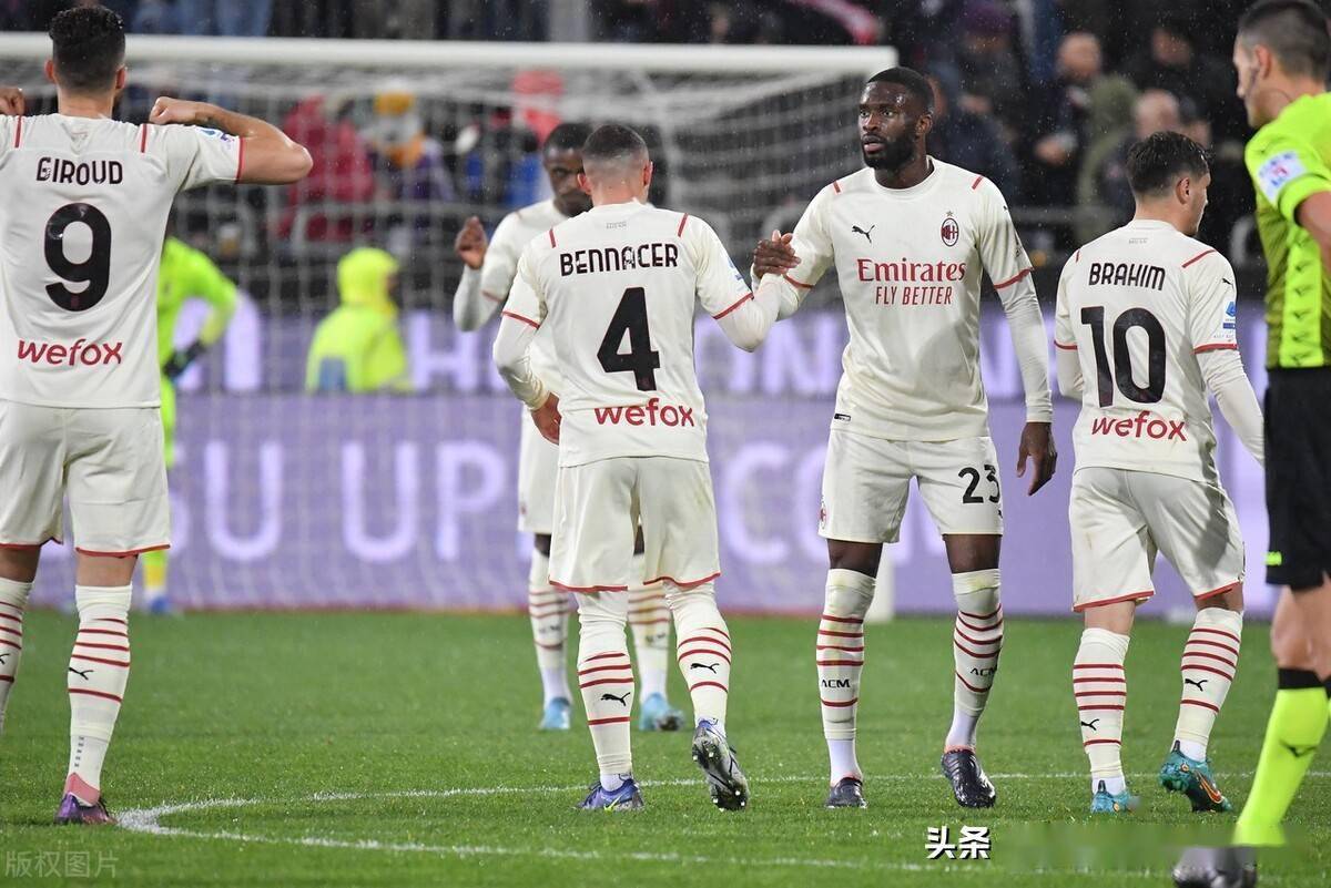 包含卡利亚里客场战平，积分榜排名不变的词条