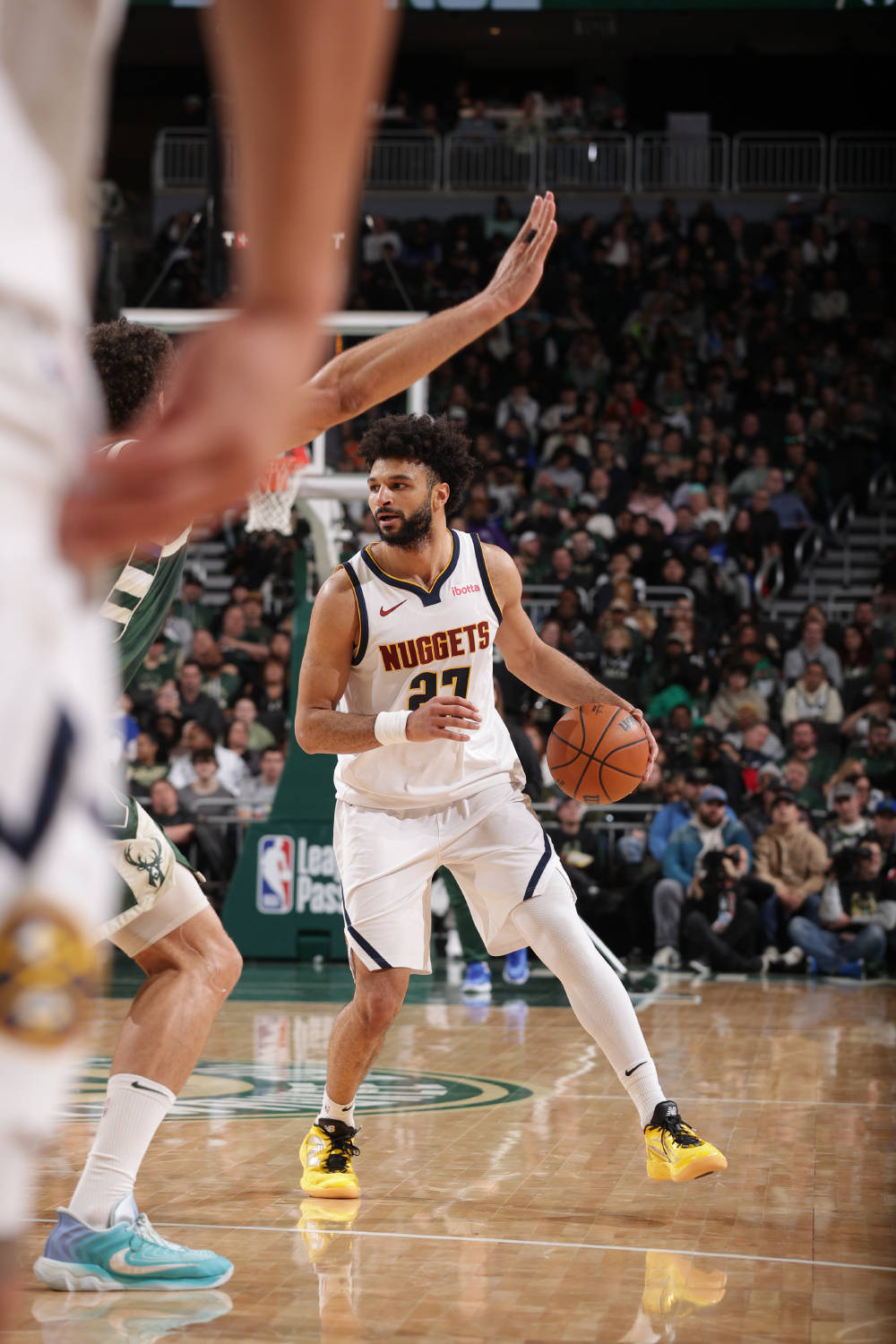 掘金客场力克马刺，约基奇数据全面