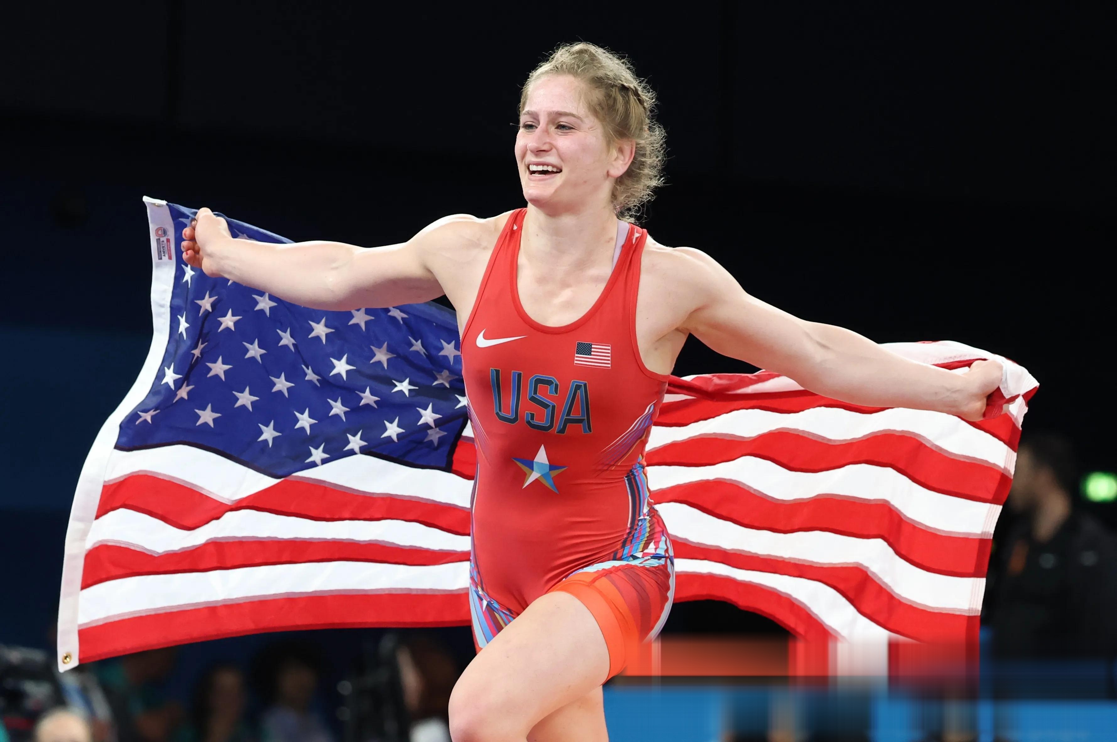 包含体操女子跳马决赛美国选手获得金牌的词条