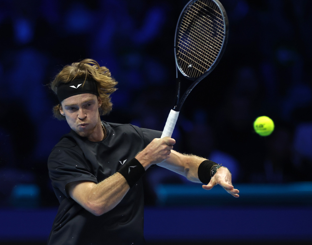 关于ATP总决赛完胜美网,梅德韦杰夫扛起全队的信息 关于ATP总决赛完胜美网,梅德韦杰夫扛起全队的信息