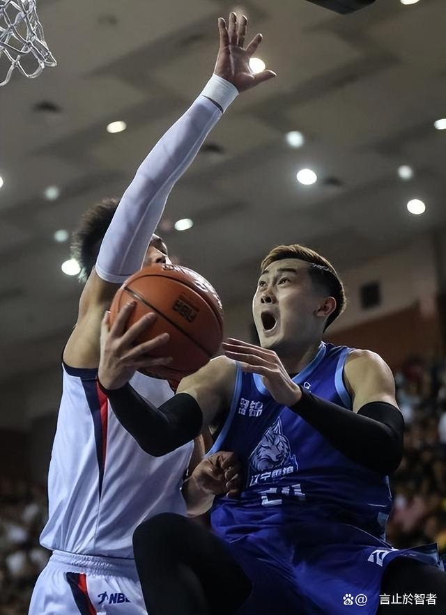 篮网逆转福建队，赵继伟点燃赛场