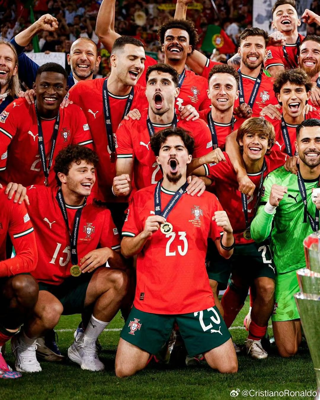 德国队轻取葡萄牙队，波尔扛起全队