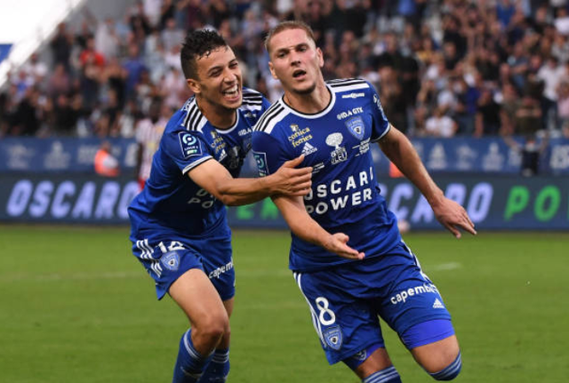 亚眠险胜蒙彼利埃,豪取胜利点球 亚眠险胜蒙彼利埃,豪取胜利点球