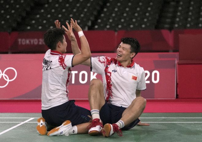 中国队完胜印度队,黄鸭组合带队取胜 中国队完胜印度队,黄鸭组合带队取胜