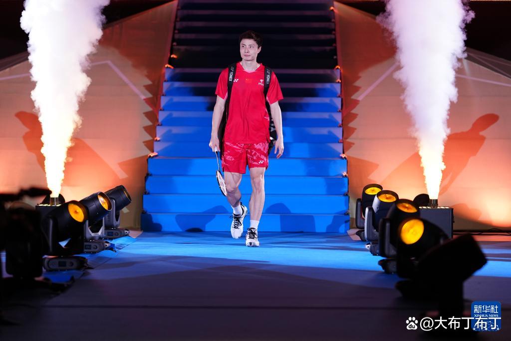 日本队完胜法国队，石宇奇惊艳四座