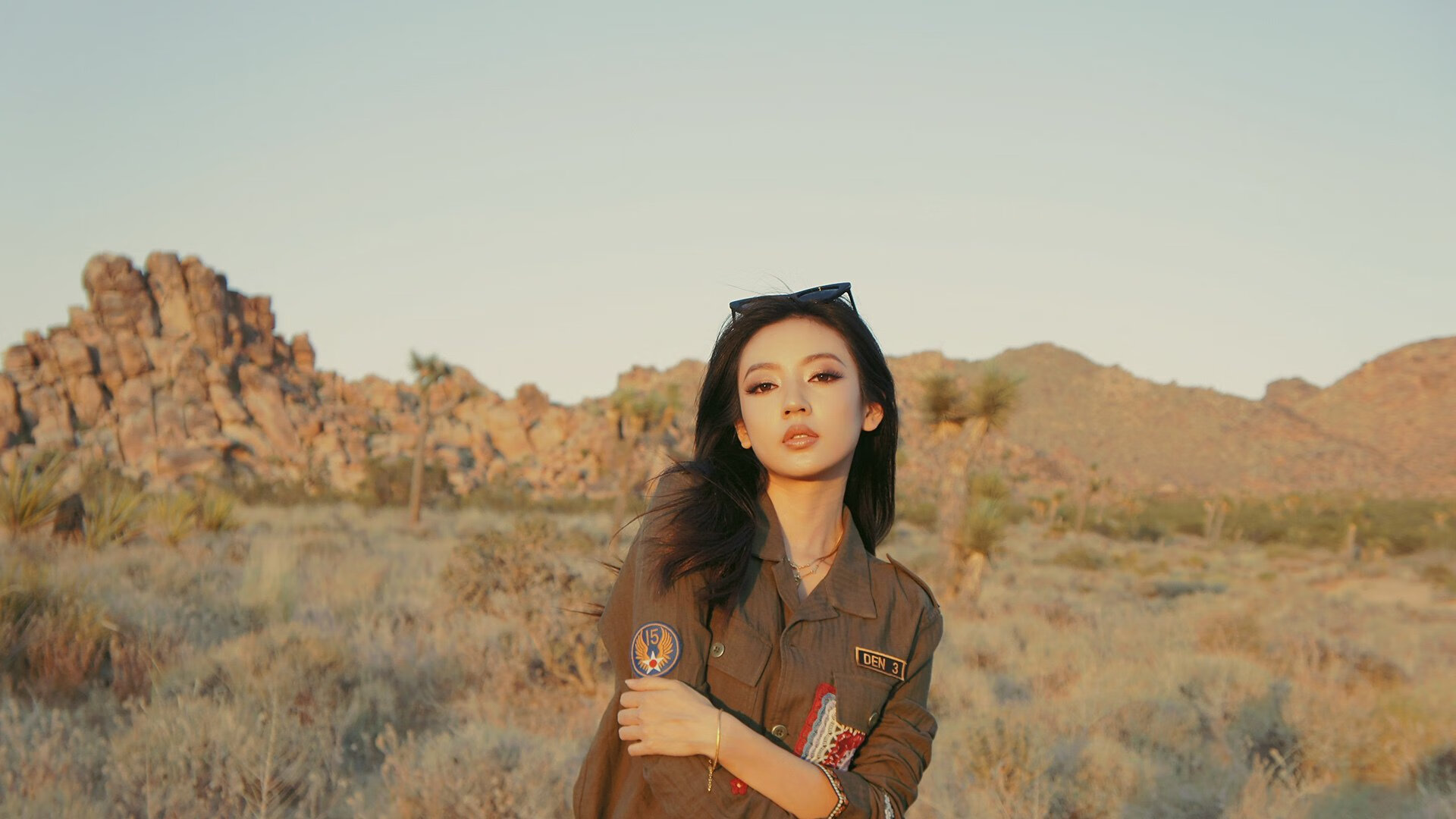 跨越次元的对决，开拓者冲垮新疆队，莫兰特成为关键先生