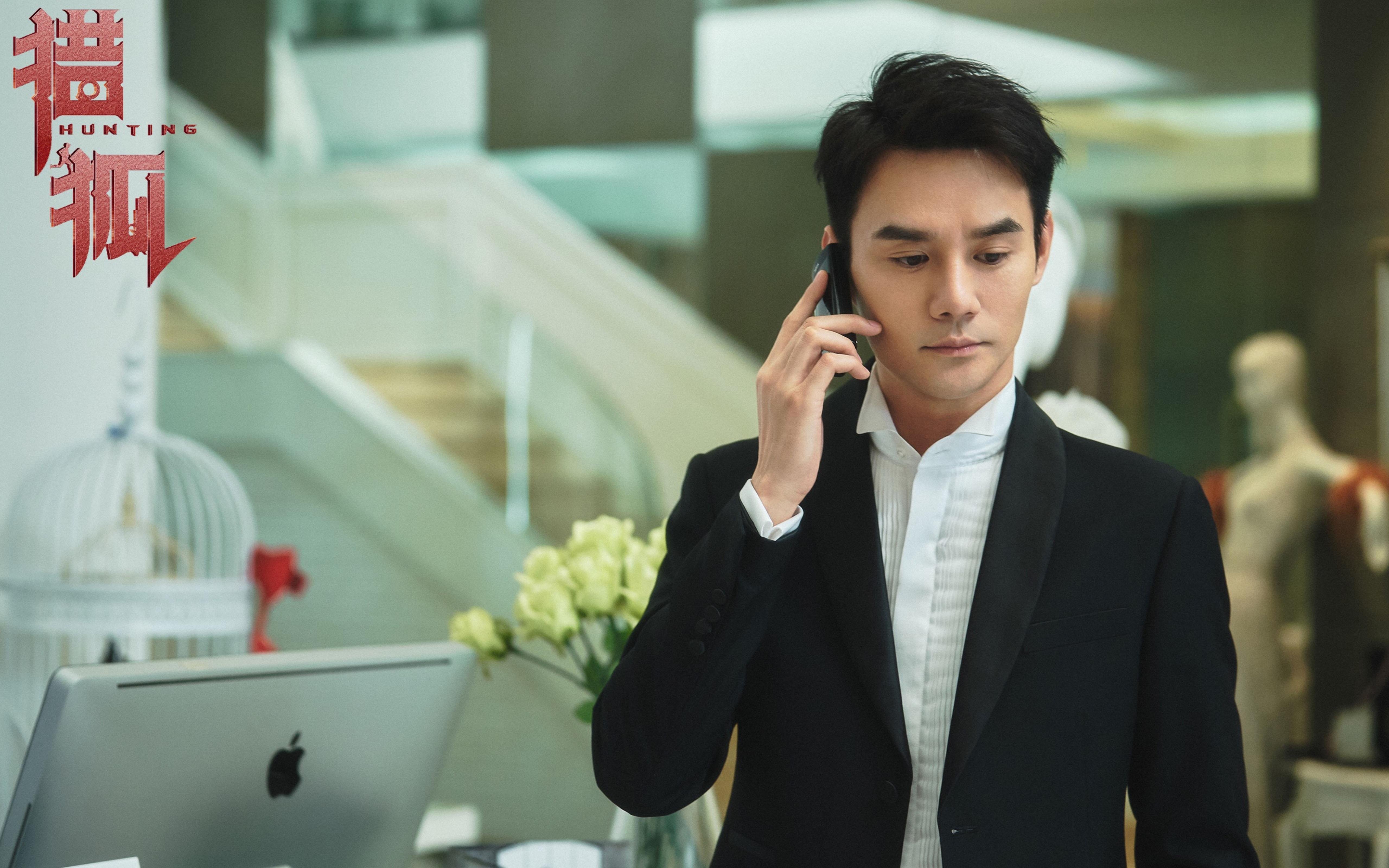 这是一篇为您定制的文章。标题采用了诗意与竞技性结合的风格，内容则重点描绘了唯一性—即佩德里作为战术支点与精神领袖的不可替代性